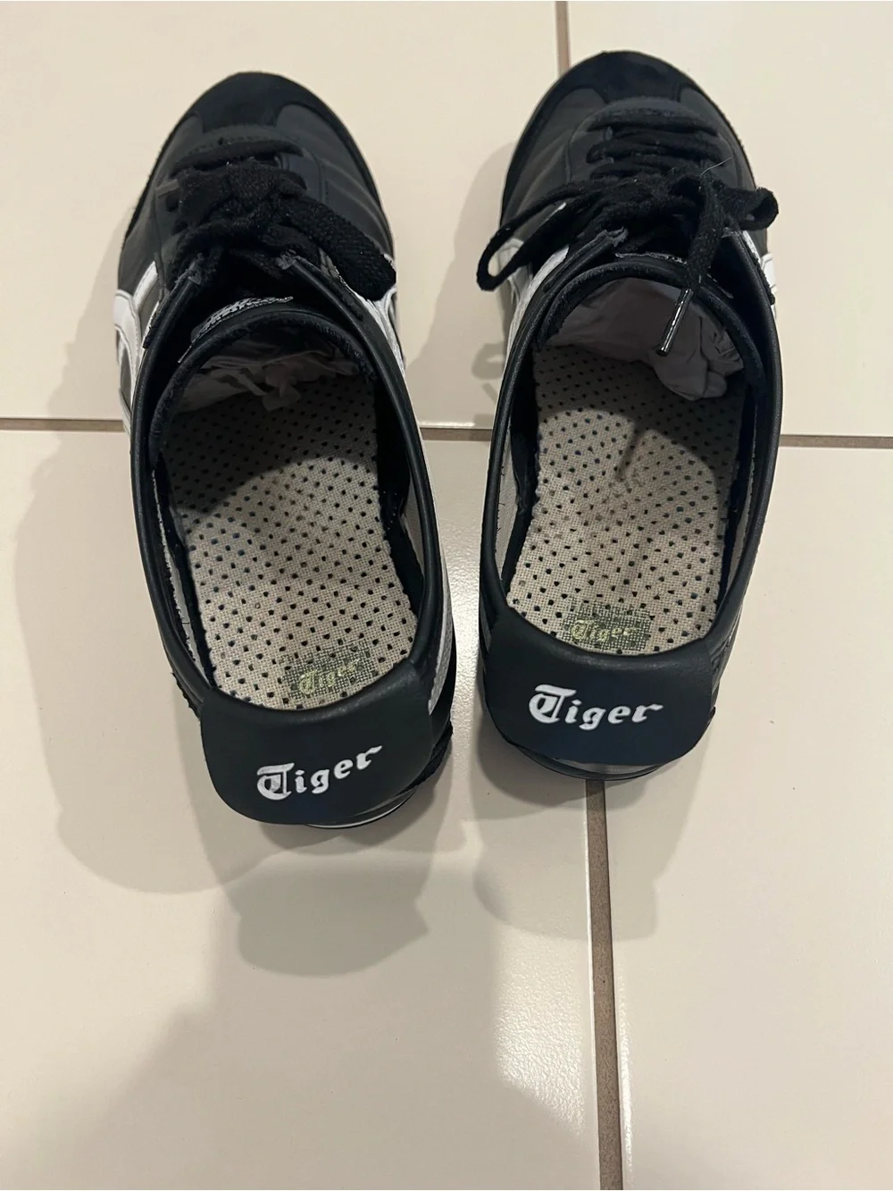 Onitsuka Tiger Mexico 66 Black and White Sneakers